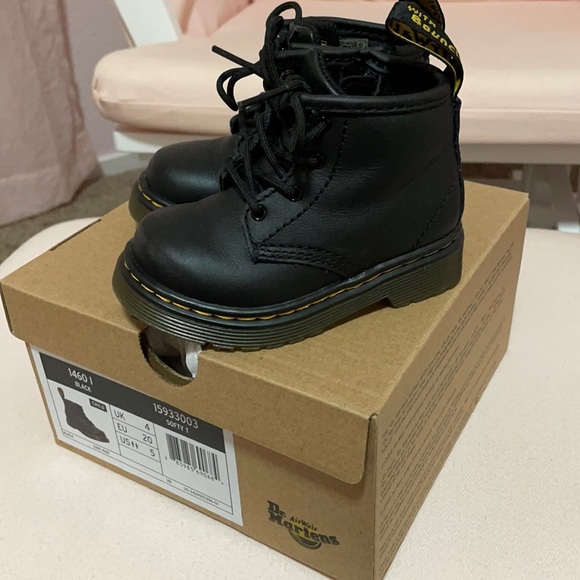 Dr. Martens Other - Dr Martins